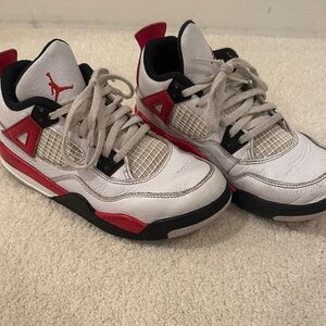 Air Jordan Retro 4 White and Red Athletic Sneakers size Y3